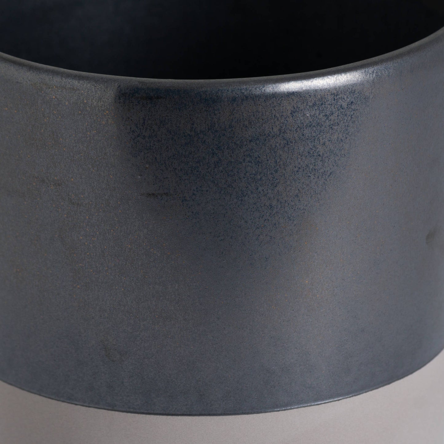 Metallic Ceramic Planter (Large) - Grey 19942 Hill Interiors Plant Pots Cote Furniture