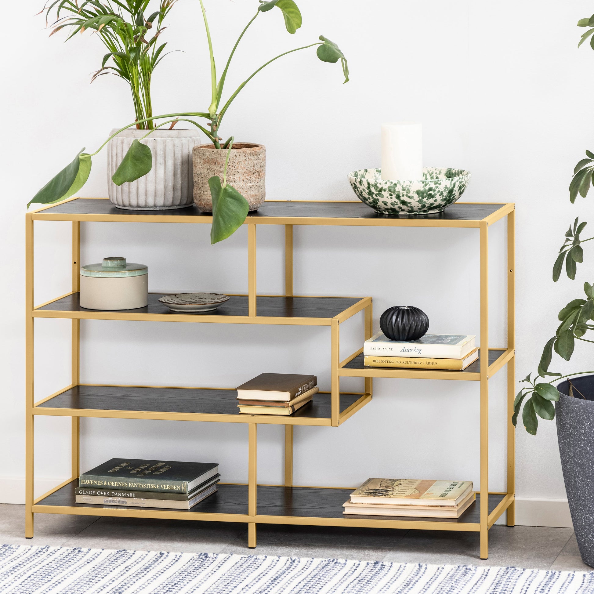 Cote | Furniture Seaford Bookcase, Wide Metal Frame with 4 Black Shelves - Gold Seaford, Bookcases 90A0000088162