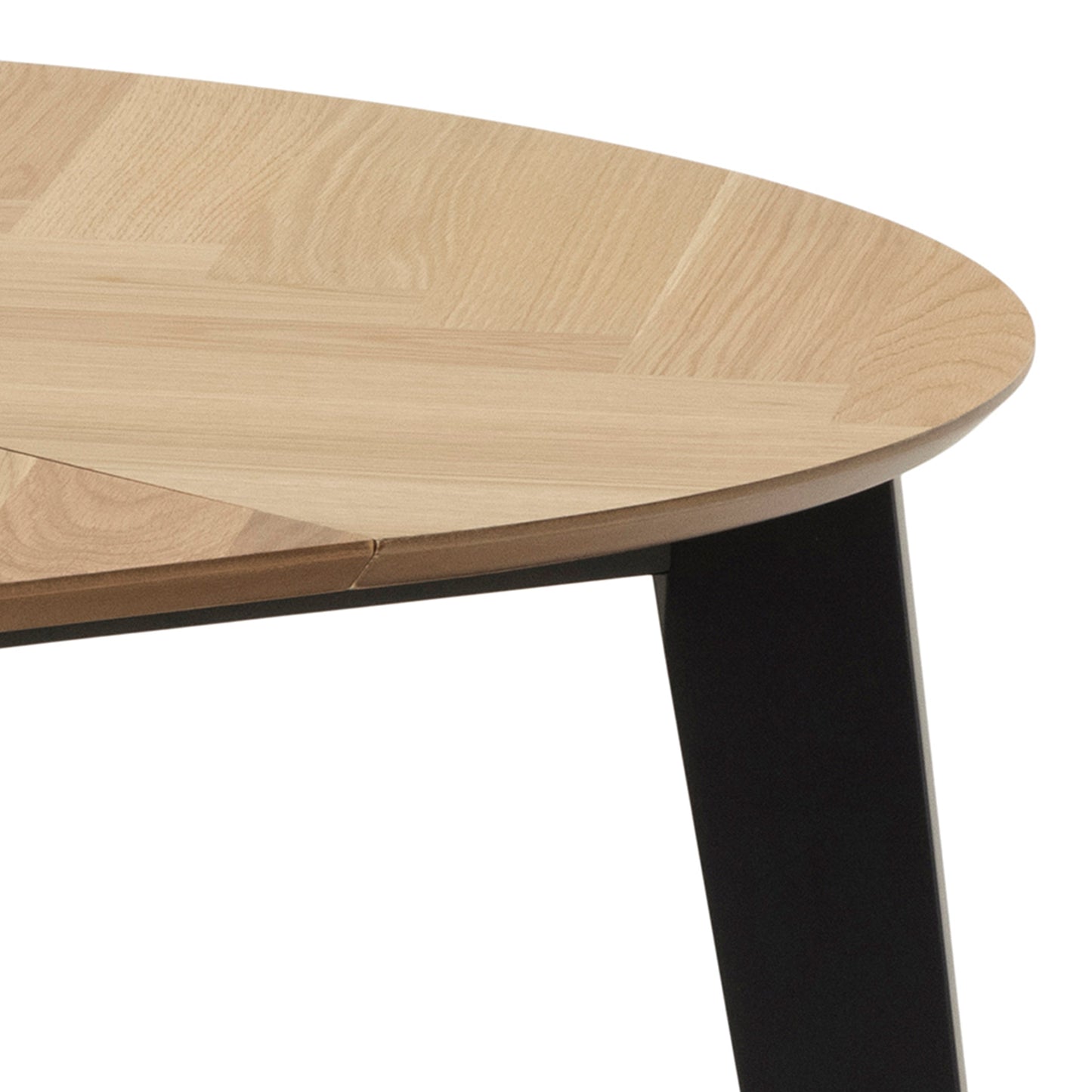 Cote | Furniture Georgetown 4-6 Seater Extendable Dining Table Round - Oak & Black Georgetown, Dining Tables 90A0000093842